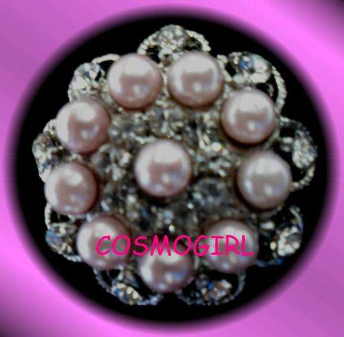 CRAZZZY R1 AUCTION - DIAMANTE & PEARL RING - ADJUSTABLE SIZE
