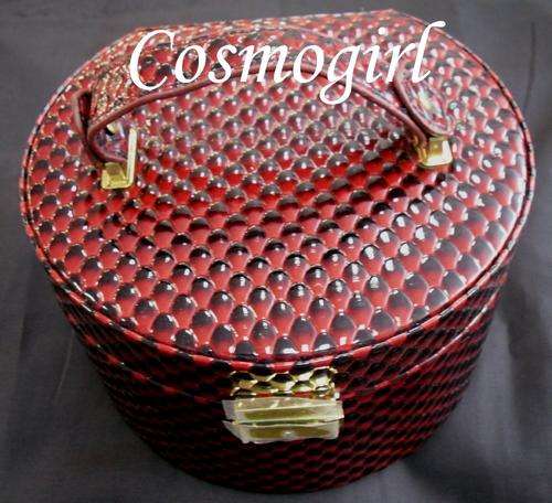 STUNNING MAROON VANITY CASE - 18cm X 19.5cm X 12cm - WHEN CLOSED