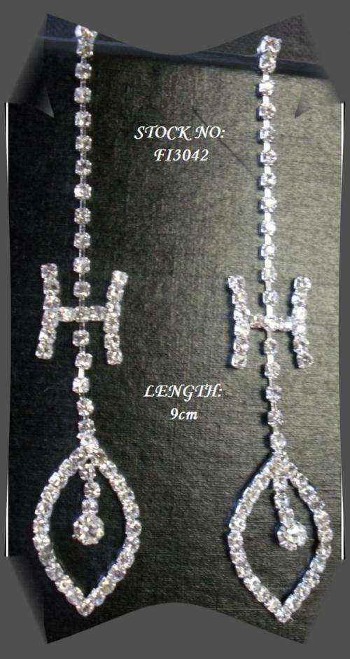 CRAZZZY R1 AUCTION - DIAMANTE LONG EARRINGS