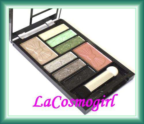 CRAZZZY R1 AUCTION - 9pc makeup kit