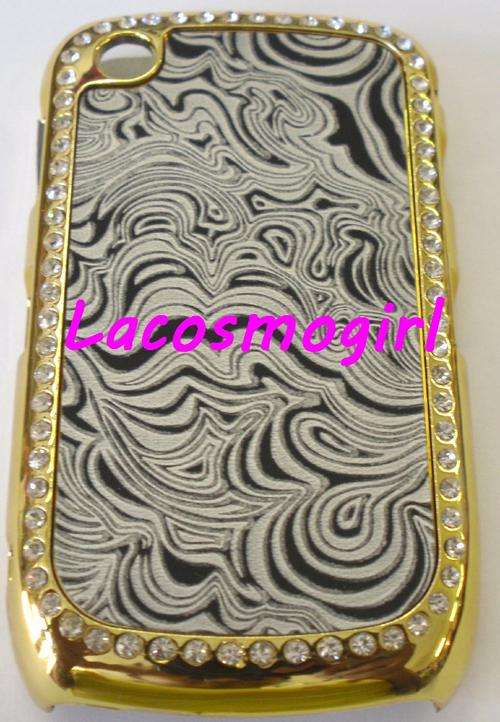 FREE SHIPPING - BLACKBERRY 8520/9300 CURVE BACK COVER WITH  DIAMANTE DETAIL