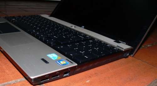 HP Probook 4520s brushed aluminium finish (silver)