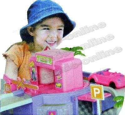 *** Little Girl's Car Wash and Park *** - In Pretty Pink and including Cute Cars !!!