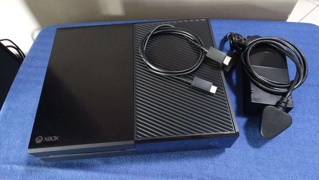 Microsoft Xbox One - For Parts or Repair