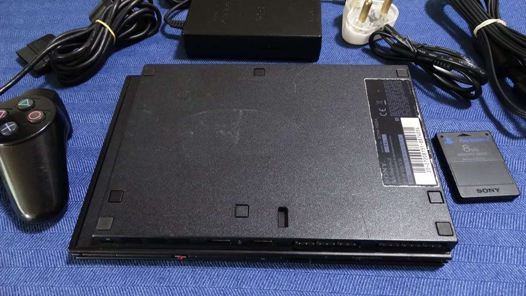 Sony PlayStation 2 Slim
