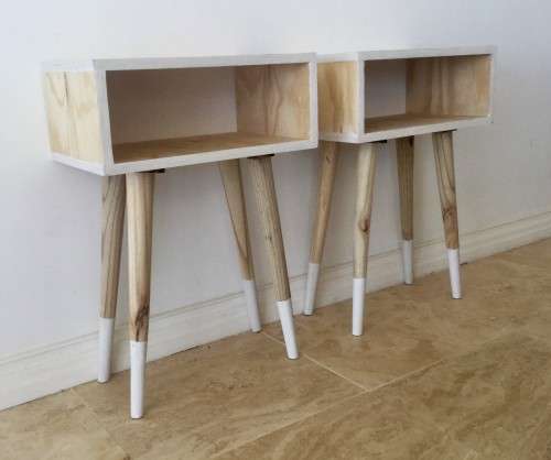 SET OF WOODEN WHITE TIPPED RUSTIC RETRO SIDE TABLE!