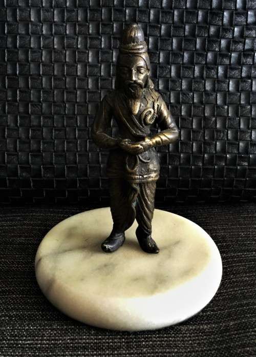 SOLID BRONZE ORIENTAL FIGURE ON MARBLE BASE!! *BEAUTIFUL WORK*