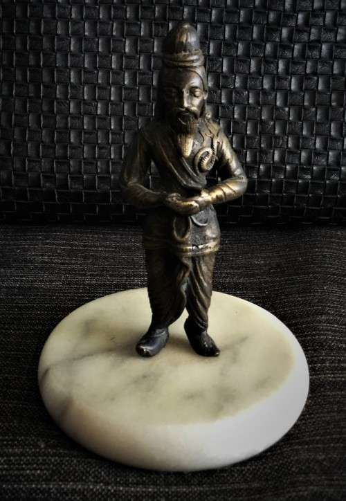 SOLID BRONZE ORIENTAL FIGURE ON MARBLE BASE!! *BEAUTIFUL WORK*