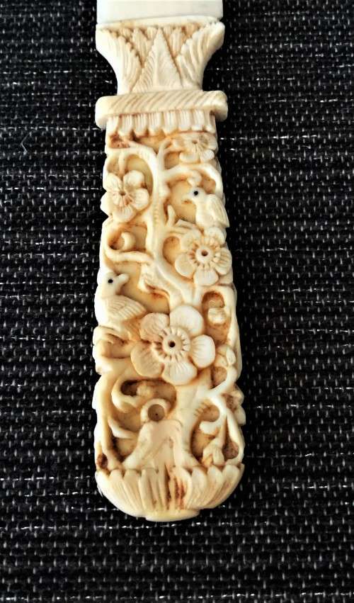STUNNING PAIR OF BONE CARVED LETTER OPENERS!! *VALUALBLE*