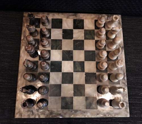 MARBLE & ONYX LARGE REGENCY CHESS SET! *VALUABLE*