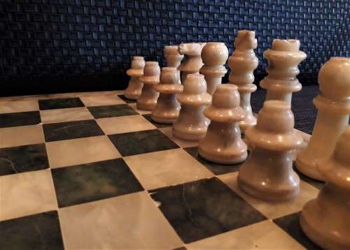 MARBLE & ONYX LARGE REGENCY CHESS SET! *VALUABLE*