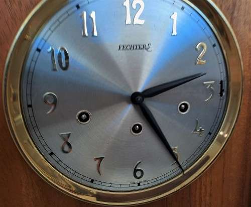 LARGE SOLID HARDWOOD GERMAN WALL CLOCK! *PENDULUM MOVEMENT*