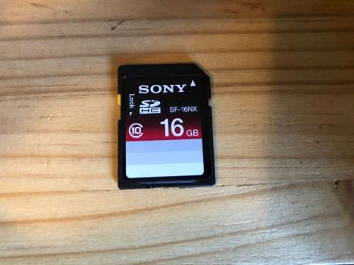 Samsung WB700 14mp 18x zoom digital camera