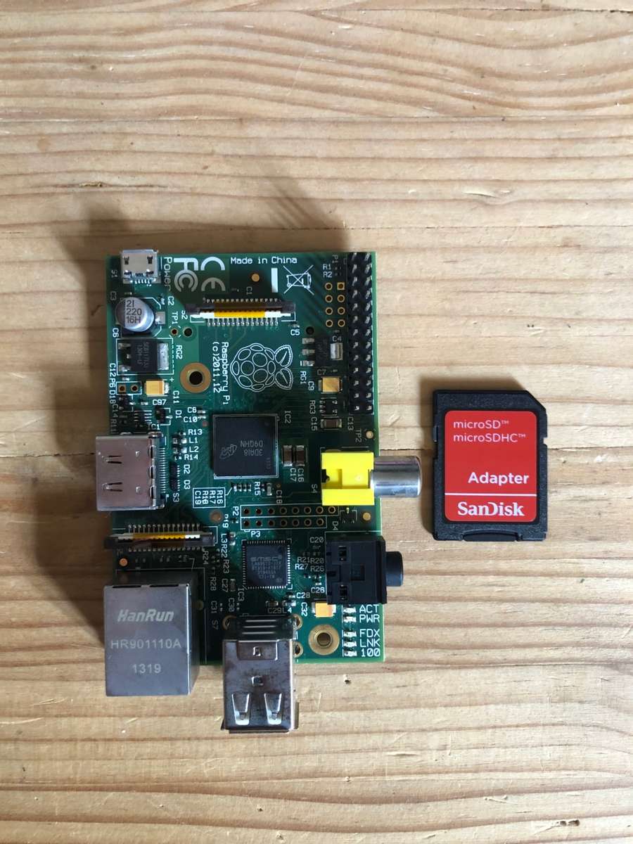 Raspberry Pi model B 512Mb RAM