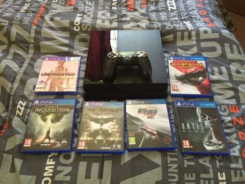 Playstation 4, 500GB with 1 Controller and 6 Games