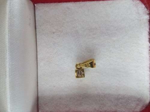 Stunning 18ct Yellow Gold Diamond Pendant Brand New 10pt Stone Not Graded