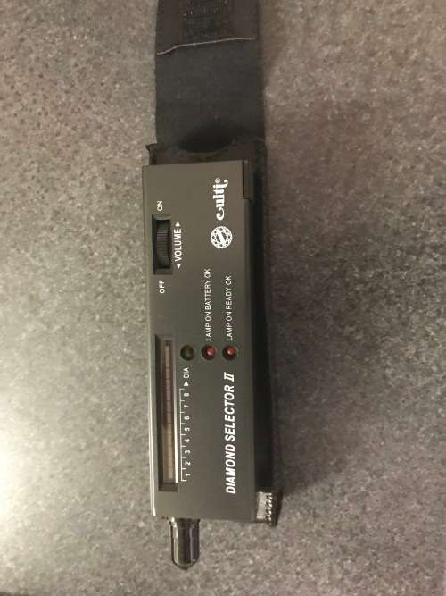 Diamond Tester and Scales Plus 200x Digital Microscope as per photos