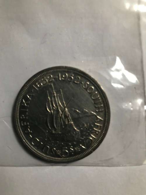 1952 5 Sillings 28g of 50% Silver as per Photo`s