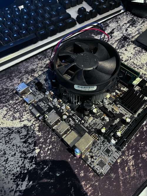 8GB i5 2400 tBit H61 Motherboard CPU RAM COMBO