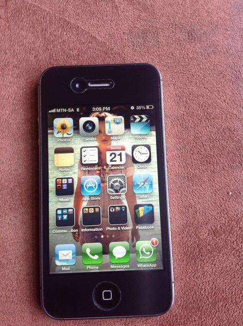 iPhone 4S 32GB black