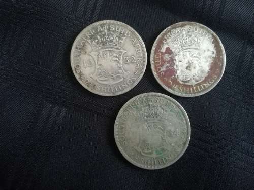9 x 2.5 Shillings... 1924, 26, 27, 28, 29, 30, 32, 33, 34... As a lot.. Check condition