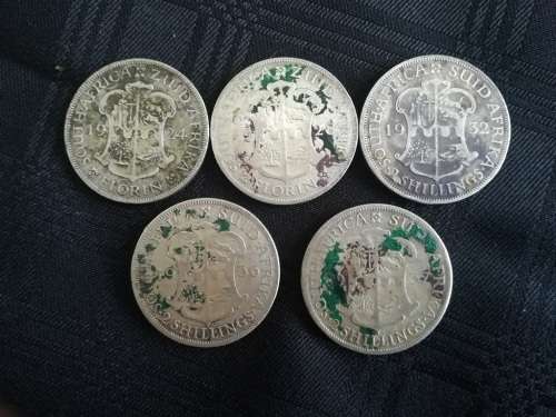 5 x SA 2 Shillings... 1924, 28, 32, 36, 37... As a lot.. Check condition