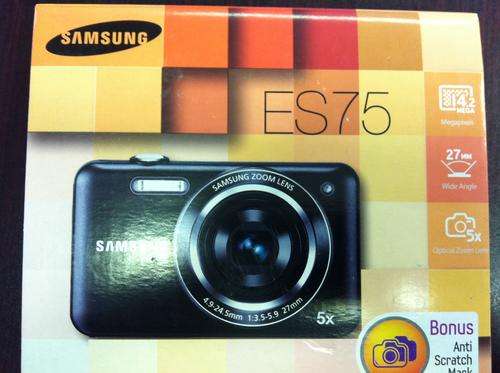 Samsung ES75 14.2 Megapix Digital Camera