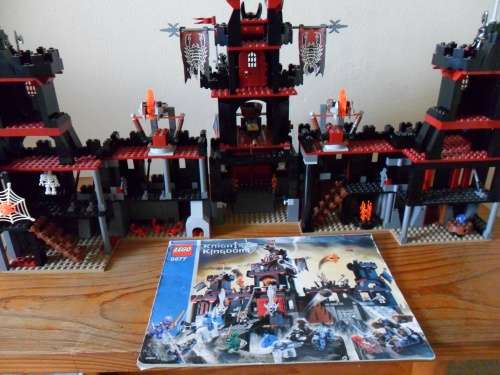 Lego Knight's Kingdom: Vladek's Dark Fortress Set 8877