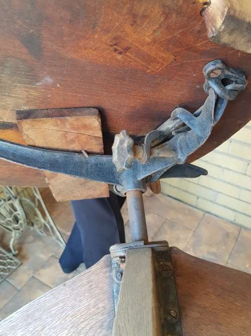 Vintage solid wood chair with turn screw