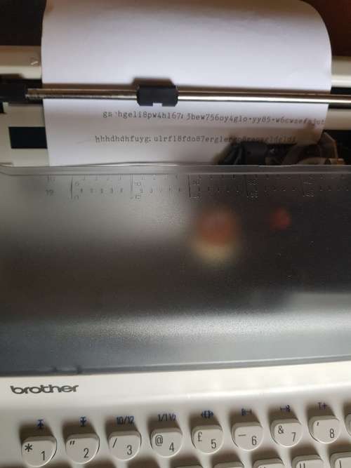 Brother handy typewriter uses batteries or electricity