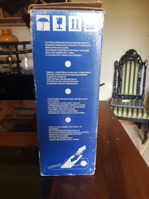 Brother handy typewriter uses batteries or electricity