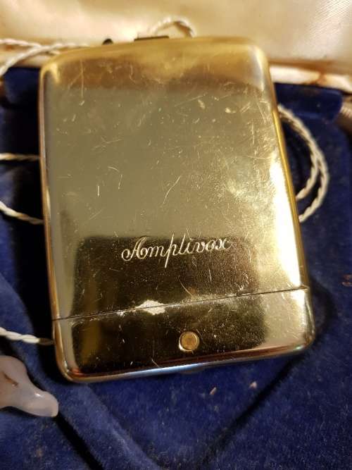 Vintage Amplivox hearing aid in original case