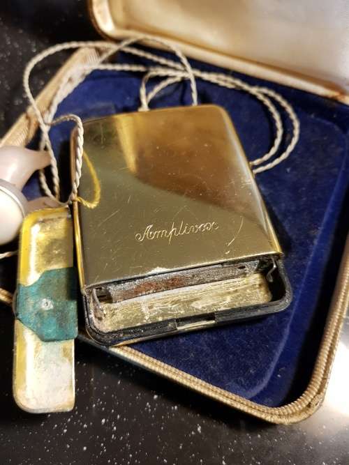 Vintage Amplivox hearing aid in original case