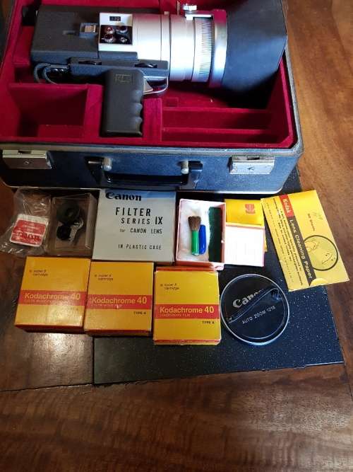 Canon Auto Zoom 1218 super 8 Camera No 103509