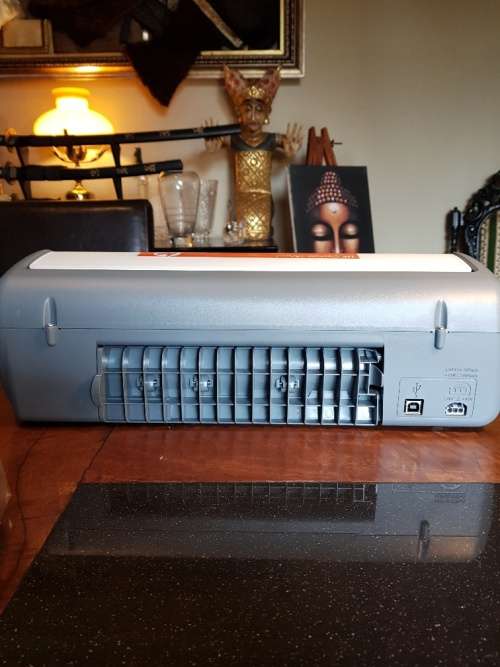 HP Deskjet D1560 Colour printer