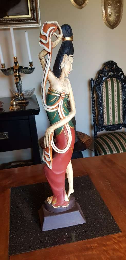 Vintage Hand Carved Portuguese Lady 53 cm tall