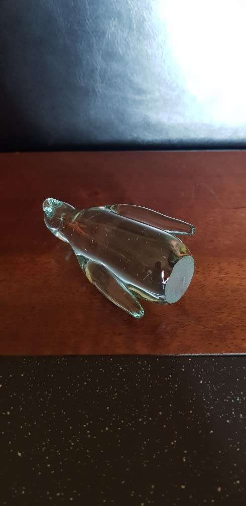 Ngwenya Glass Penguin Figurine 7 cm Tall