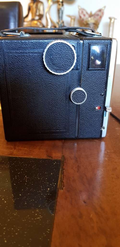 Antique Zeiss Ikon Camera plus original leather case