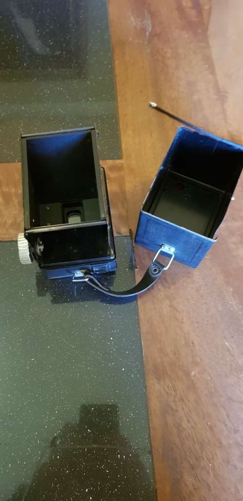 Antique Zeiss Ikon Camera plus original leather case