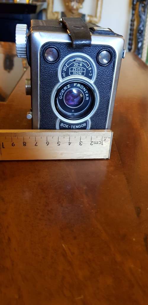 Antique Zeiss Ikon Camera plus original leather case