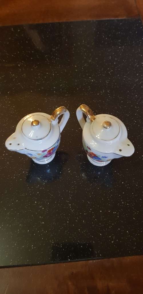 Porcelain Tea Pot Theme Salt & Pepper Shakers