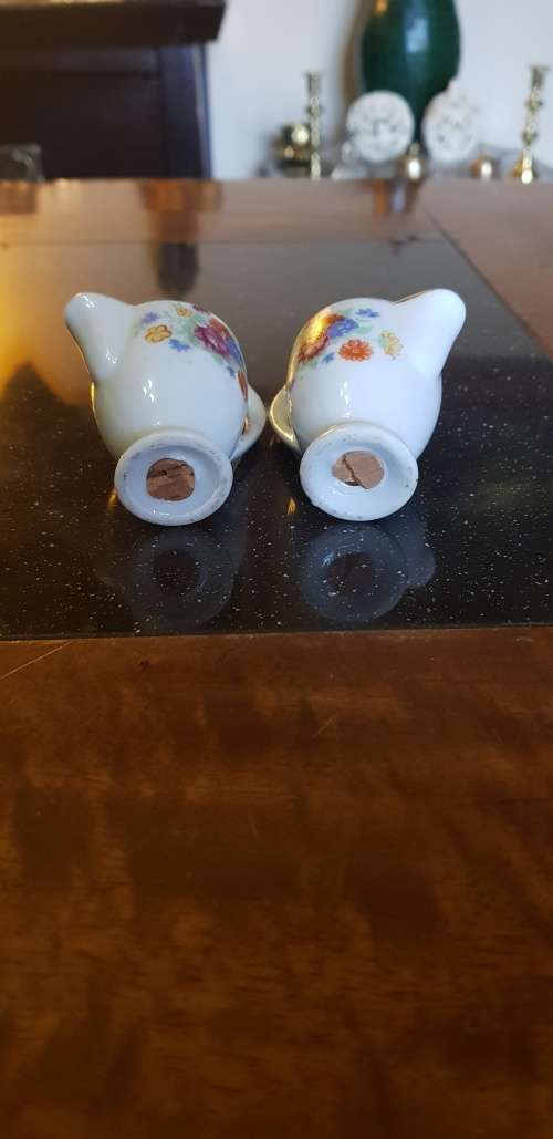 Porcelain Tea Pot Theme Salt & Pepper Shakers