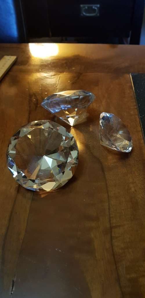 3 X Crystal Decor Diamonds