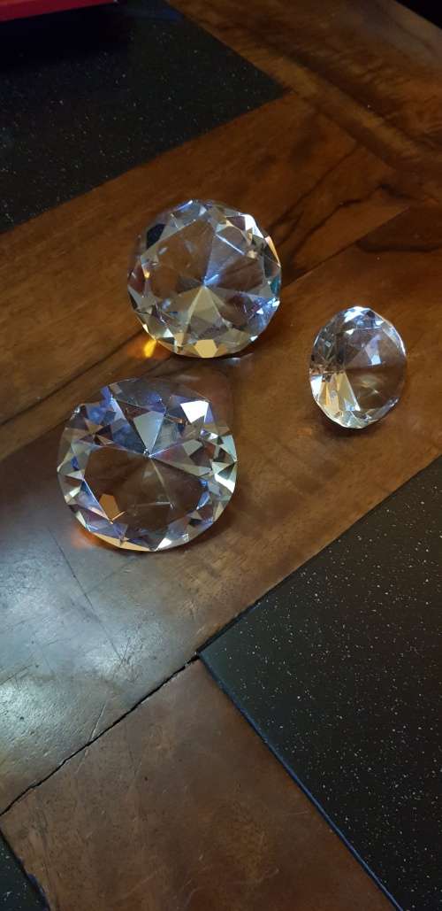 3 X Crystal Decor Diamonds