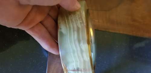 Stunning Vintage Universal Sun Quartz mantel Clock. Battery operated