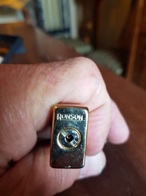 Vintage Ronson Lighter in Rustlite Case