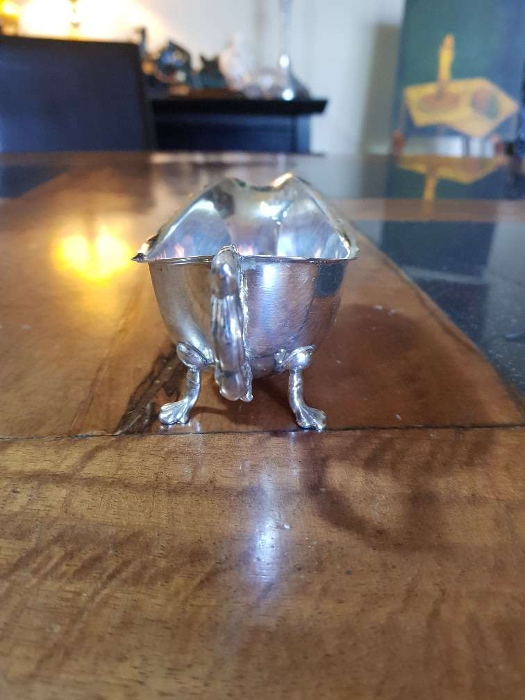 Beautiful Vintage Silver Plated Gravy Boat