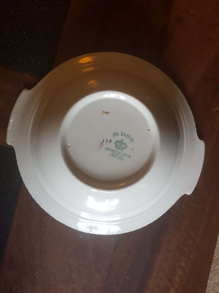 Old English Johnson Bros Lidded Soup Tureen