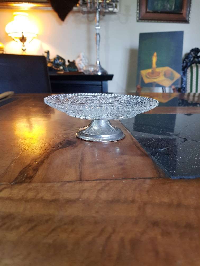 Footed Glass Serving Dish