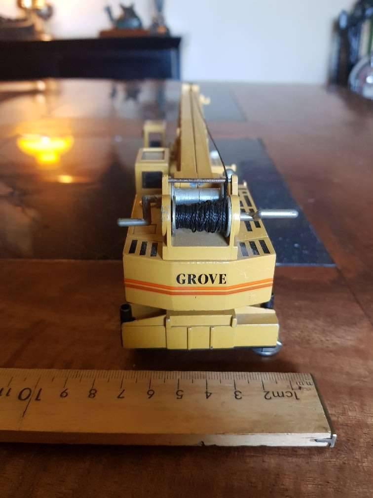 Vintage Die Cast Grove Crane. Model No 380. Scale 1:50